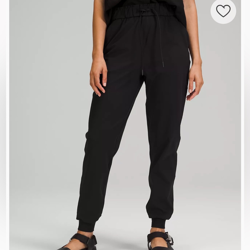 Lululemon joggers